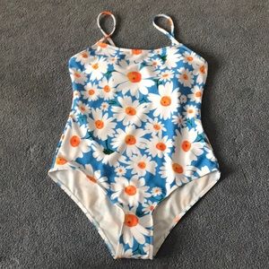 flower patterned one piece swimsuit